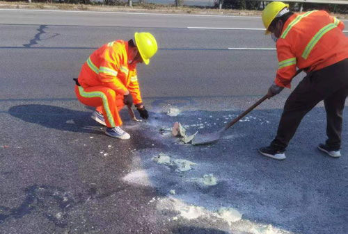 南昌公路下沉注浆加固